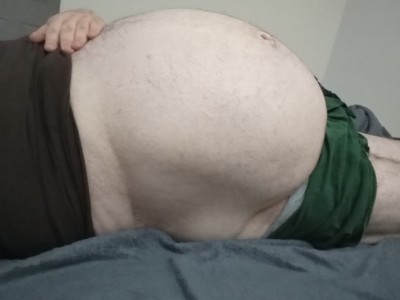 earthyjim:bigbellyct:Celebrated Pi day. Bloated porn pictures