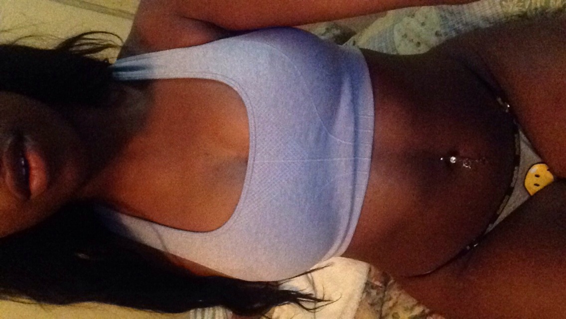 xlkyng10:  Dam. Thats sexy af.