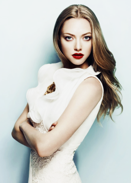 Amanda Seyfried for Harper’s Bazaar Korea (July 2013)