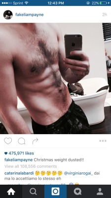 male-celebs-naked:  Liam Payne