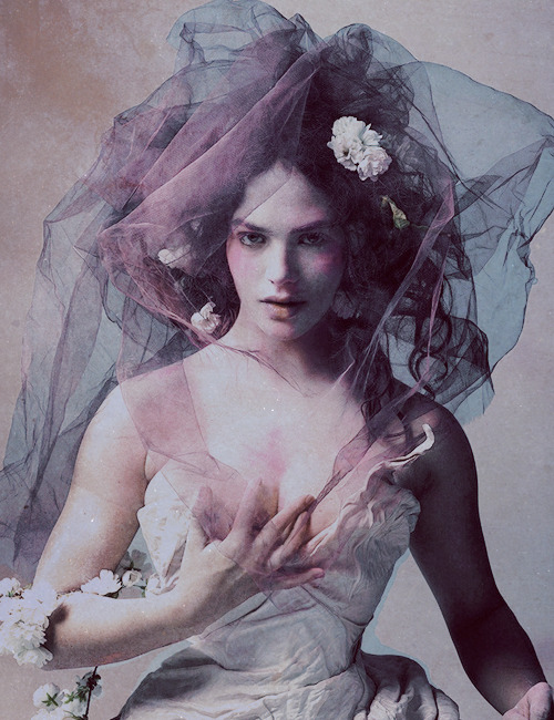 hintretro:1.50 favorite photos of  ⋙ Jessica Brown Findlay bride of frankenstein queen of my heart