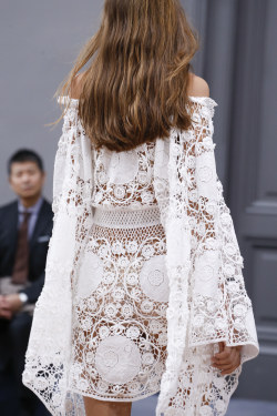 abbielengey:  skaodi:    Details from Chloé