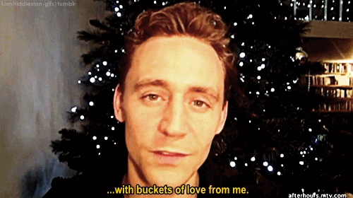the-haven-of-fiction:Merry Christmas, y’all! ❤️