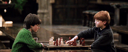 elektranatchios:The silver doe was nothing, nothing compared with Ron’s reappearance, he could not b