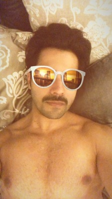 celebswhogetslepton:  Varun Dhawan on his Instagram Story (15 June, 2018)  