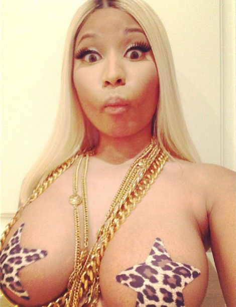 ‪#‎NickiMinaj‬ was growing concerned about her star-shaped leopard print nipples&hellip;