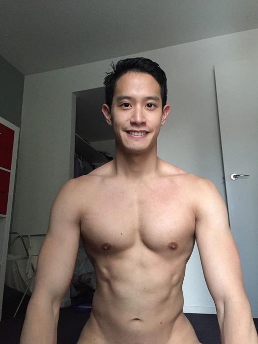 monkeyporn2024:  asianhunk-pecs-nips-asses:  Wow!  BONUS SMILE WHEN I WATCH YOU FUCKING