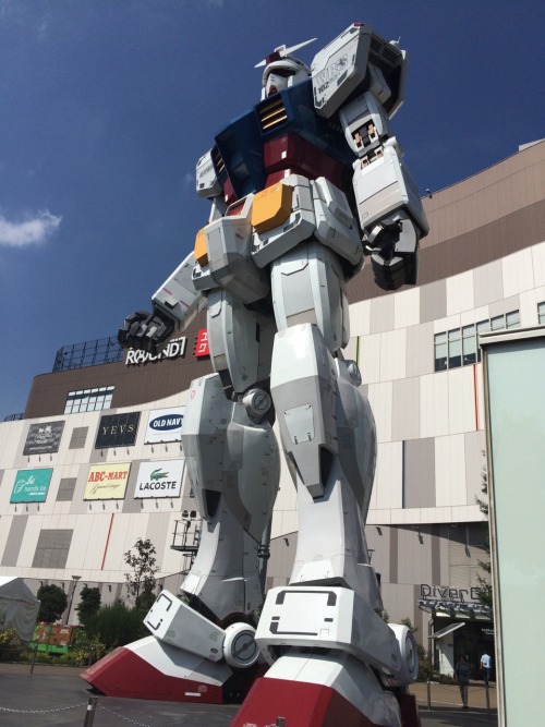 Gundams in Tokyo!