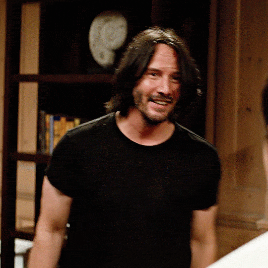 crushed-pink-petals:areubeingserved:winterswake:Keanu’s shoulders (and arms) appreciation post ✨@gen