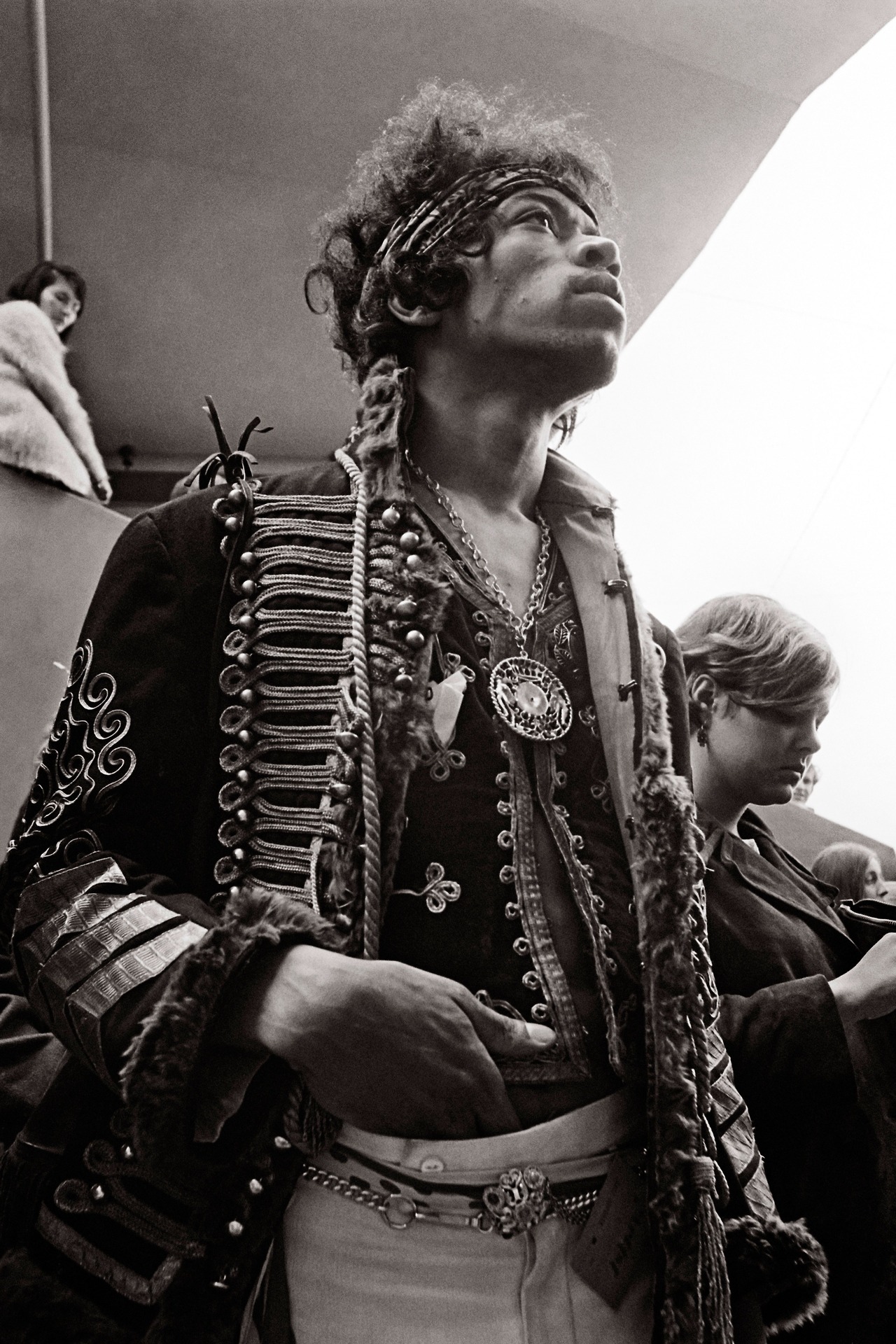 babeimgonnaleaveu:  Jimi Hendrix backstage at Monterey Pop Festival, 1967. 