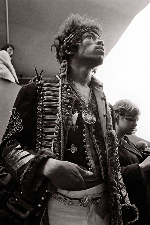 Porn Pics babeimgonnaleaveu:  Jimi Hendrix backstage