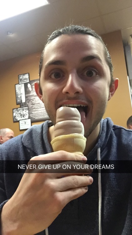 nick-avallone:after driving 30 minutes to get free DQ ice cream and finding out it was closed we cal