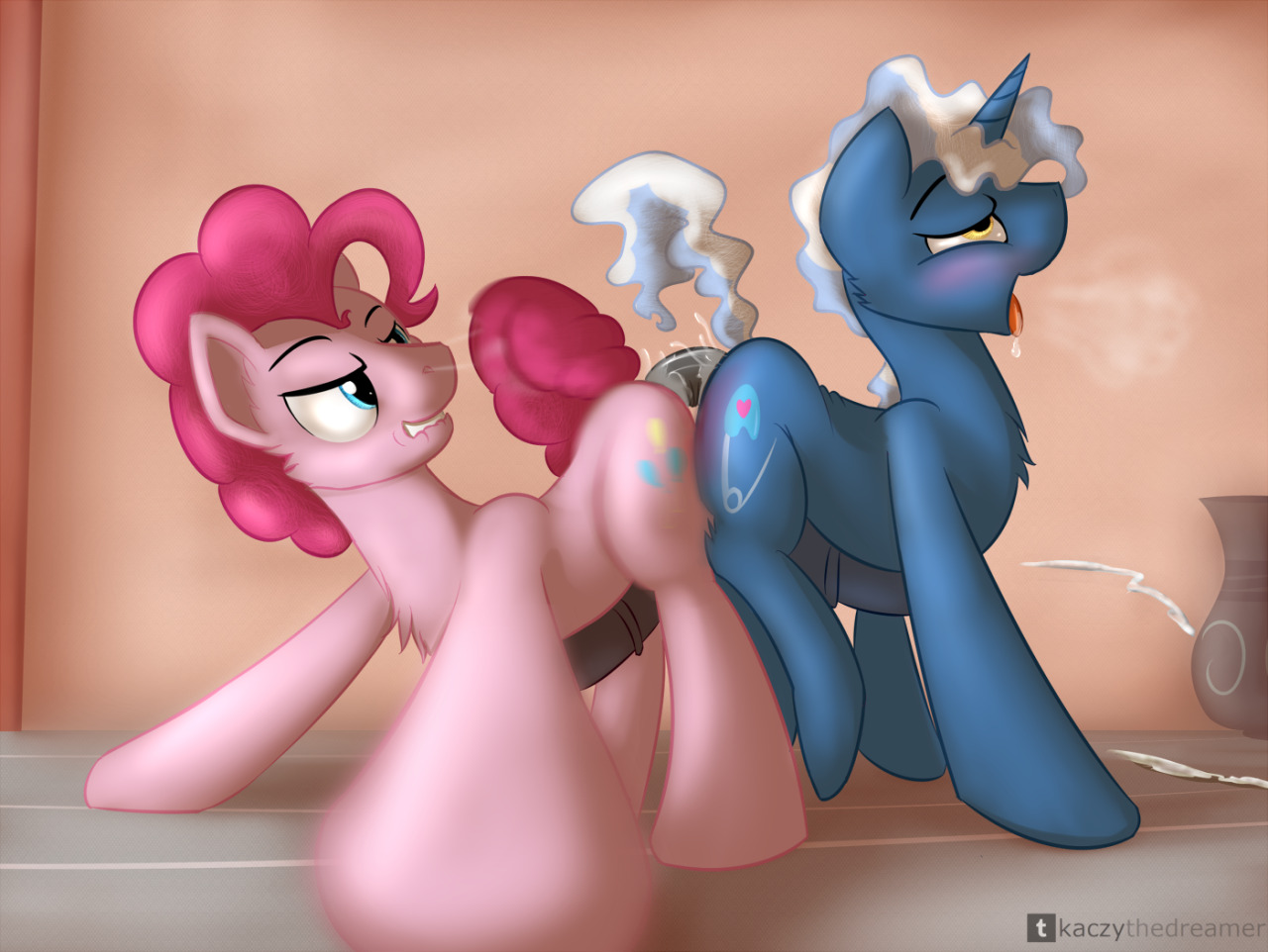 kaczythedreamer:  A quick idea, blurry style.  Hot damn o/////o UNF