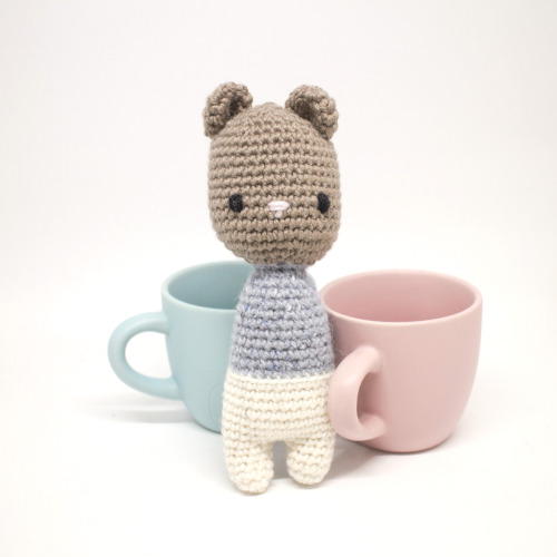 mohustore: I made an amigurumi bear rattle to match my little crocheted bunny rattle.