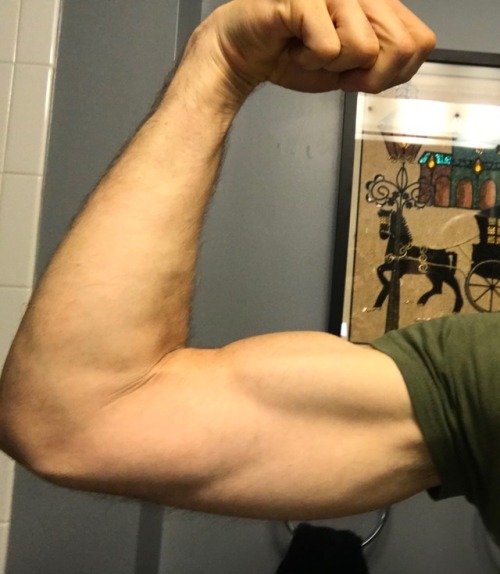 Yo, Almost Forgot #flexfriday. Keep Going @m0tiv8me !