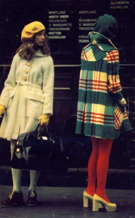 Winter wear at Waterloo Station, ‘Petticoat’ magazine, October 1971.Photo by Roger Chari