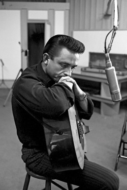 pinkfled:  Johnny Cash during the recording