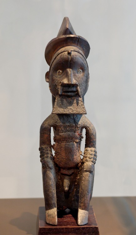 Bitegue (protective) statue of the Bateke people, Republic of the Congo.  Artist unknown; 19th centu