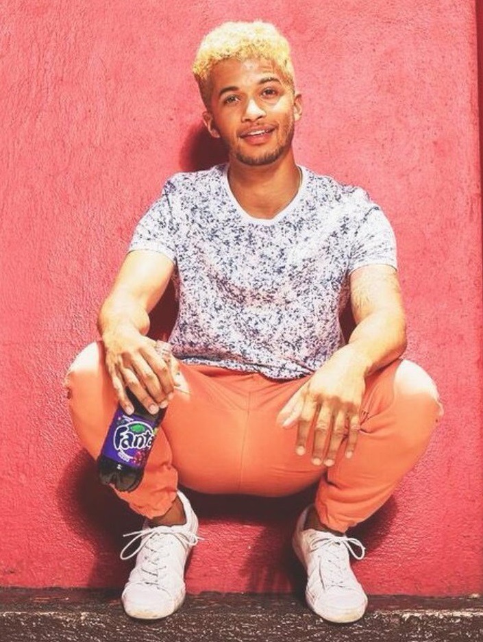 bromancebooty:Jordan Fisher