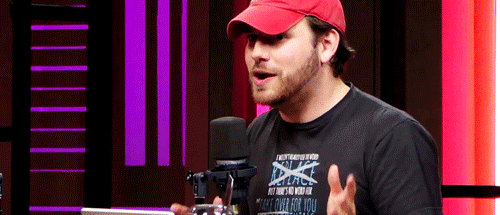 ryanismyfave:  Edgar joined cast on the Patch #70 →”Gavin missed, I got protected by the iPad.” 
