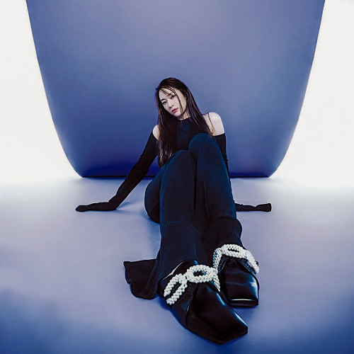 yxxna:    Krystal wearing Charles&amp;Keith for W Korea November 2021