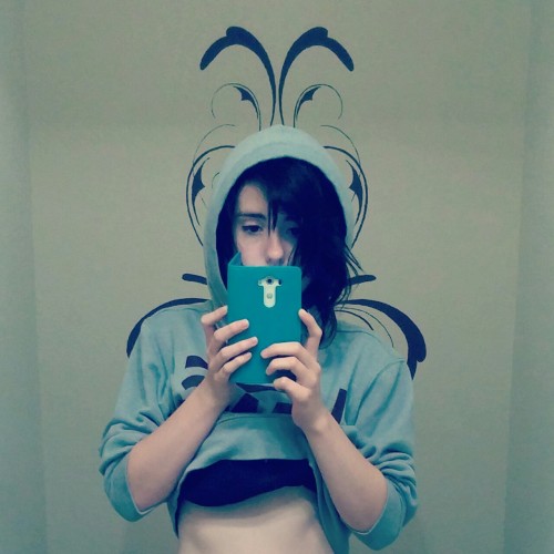 corrupt-adventures: Body appreciation. I’m growing to love my body more and more and not give 