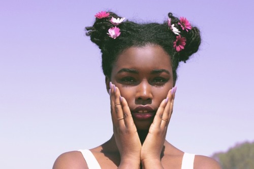 blackfashion:Flower GirlModel: Oneisha Watson | IG: @oneish.aPhotographer: Serrandon IG: @shotbyserr