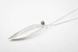 Katerinapimenidu:  Big Pendant In Sterling Silver - 9Mm Tahitian Pearl _ Katerina