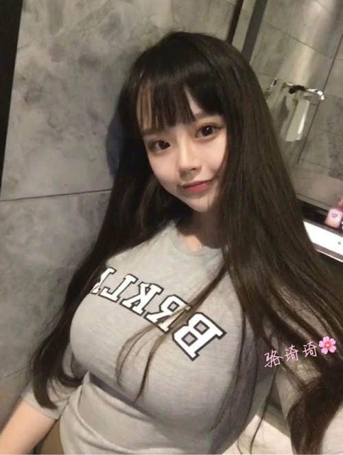 waiweidingzhi: 北京 00童颜巨乳 接待微信:yue325828 备用Q 528288686