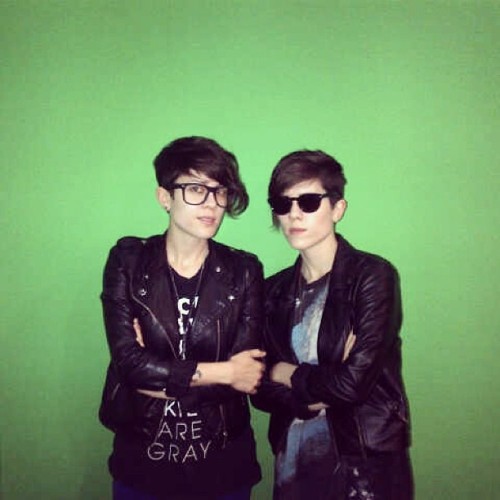 teganandsara: Now THIS is a green room! Hanging at @Mix941 in Las Vegas!