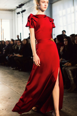 annstreetstudio:  Jenny Packham&rsquo;s lady in red…  See my favorite looks here.