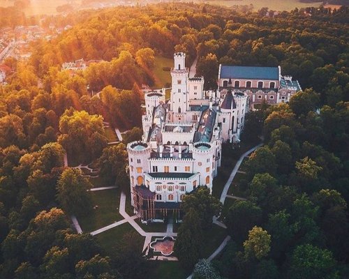 Castle Hluboka, Hluboká nad Vltavou, Czechia,@tntjukebox