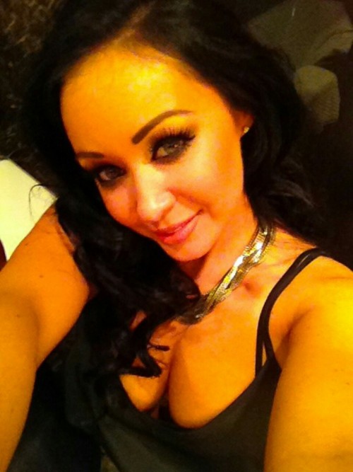 leoloveslatinas:  ♥leoloveslatinas♥