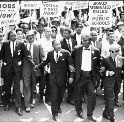 thesoundofoldschool: thesoundofoldschool: March On Washington -1963 Dr. Martin Luther King Jr. gave 