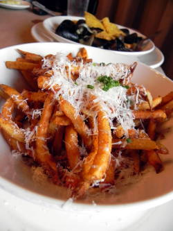 nolafoodporn:  Hand-Cut French Fries with garlic butter &amp; Parmesan Reggiano from Boucherie  Yummmmmm