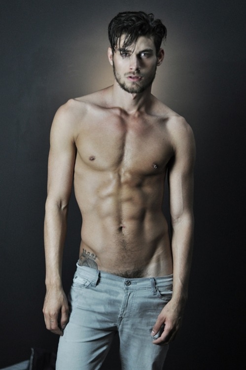 amanthing:  Visit amanthing Hunk Edition BlogWith 9 Different Categories of HOT MEN to Choose From