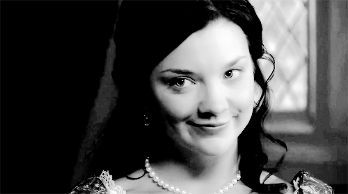 ladygiselletudor:    19th May 1536 –  Execution of Anne Boleyn Dressed in a robe
