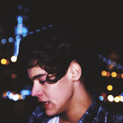 Prnouns-Deactivated20151210:  Harry Styles 
