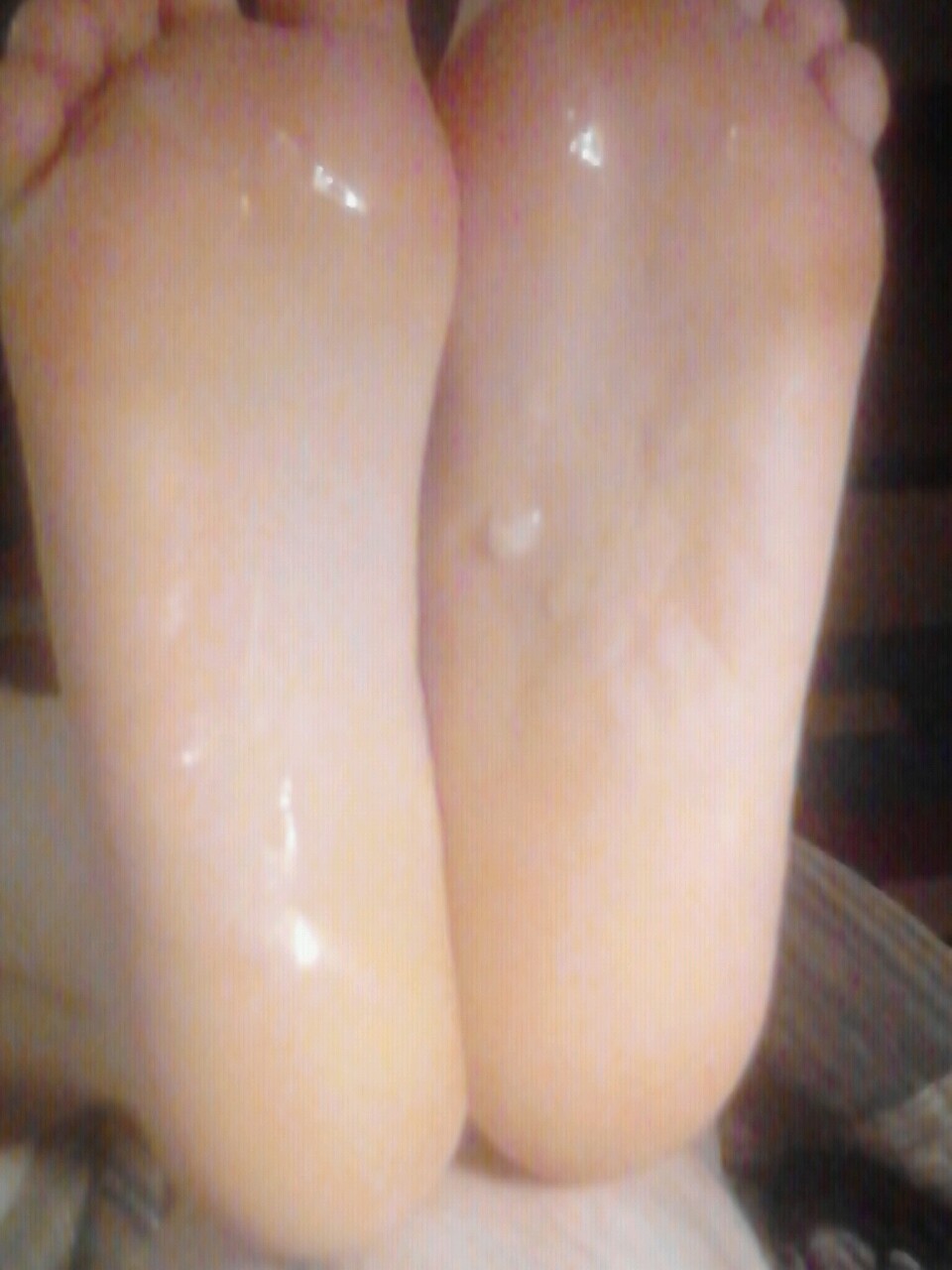 mandifeet:  heathersfeet:  I love hubby’s cock between my feet but I love his hot