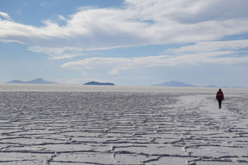 Uyuni Salt Flats (Salar de Uyuni) Salar de Uyuni in Bolivia is the world’s largest salt flat. 