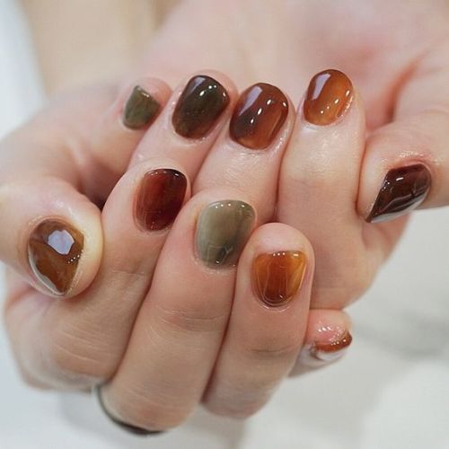 sioltach:oh so people have been making their nails look like pretty and polished stones, why am I on
