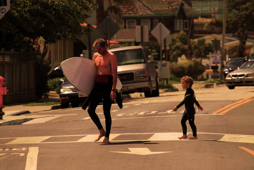 stayraad:  surf by Keanu Lam on Flickr. 