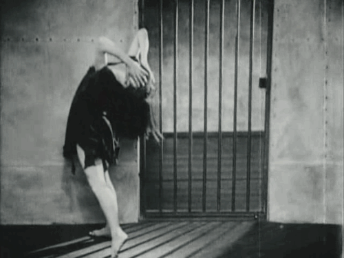 XXX riderstothestars:  A Page of Madness (1926) photo