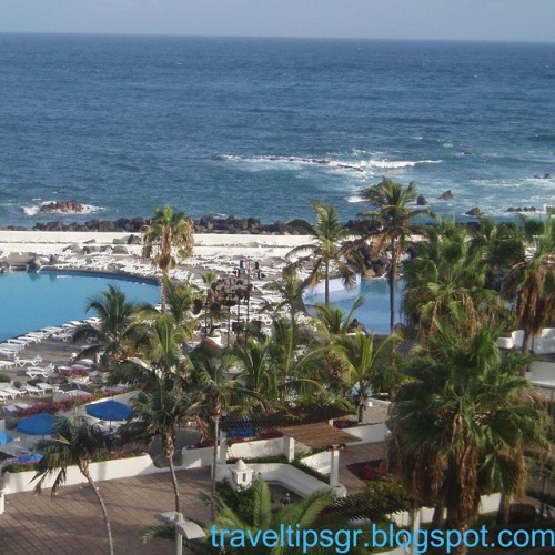 Puerto de la Cruz, Tenerife #puertodelacruz #tenerife #spain #canaryislands #lagomartianez #martiane