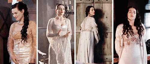xrosheen:Morgana Pendragon’s costumes from S1 to S5 of Merlin (2008-2012)