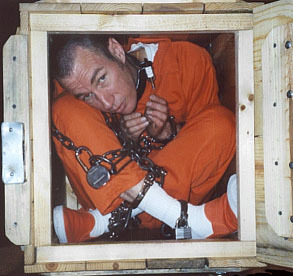 depravpig:  PUNISHMENT BOX 