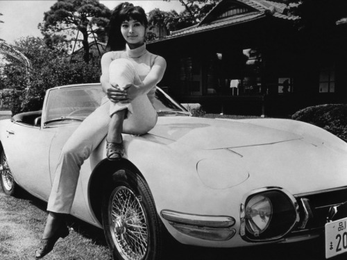 vintageeveryday:Publicity stills of Akiko Wakabayashi posing with the Toyota 2000GT as featured in Y