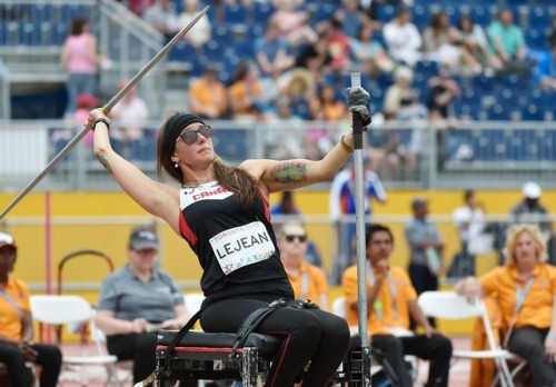 Paralympic throwing sport athletes