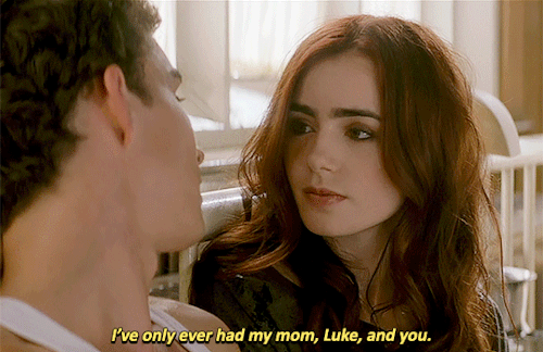 The Mortal Instruments: City Of Bones (2013)