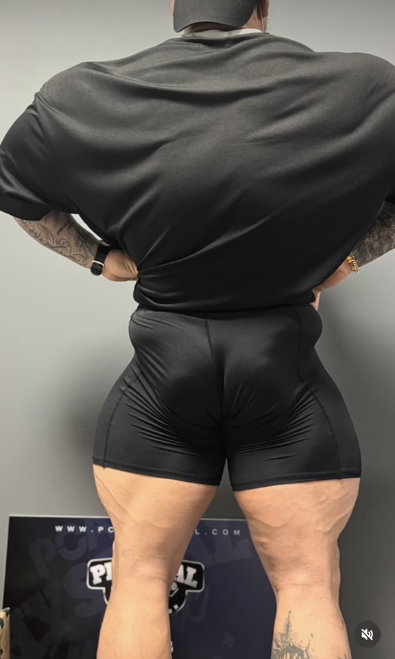 IG @_arnold_an - That Is One Serious Pair Of Legs And Glutes. Reminds Me Of Ronnie Coleman Freakishness.